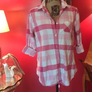 AEO Pink/White Plaid Button Down
